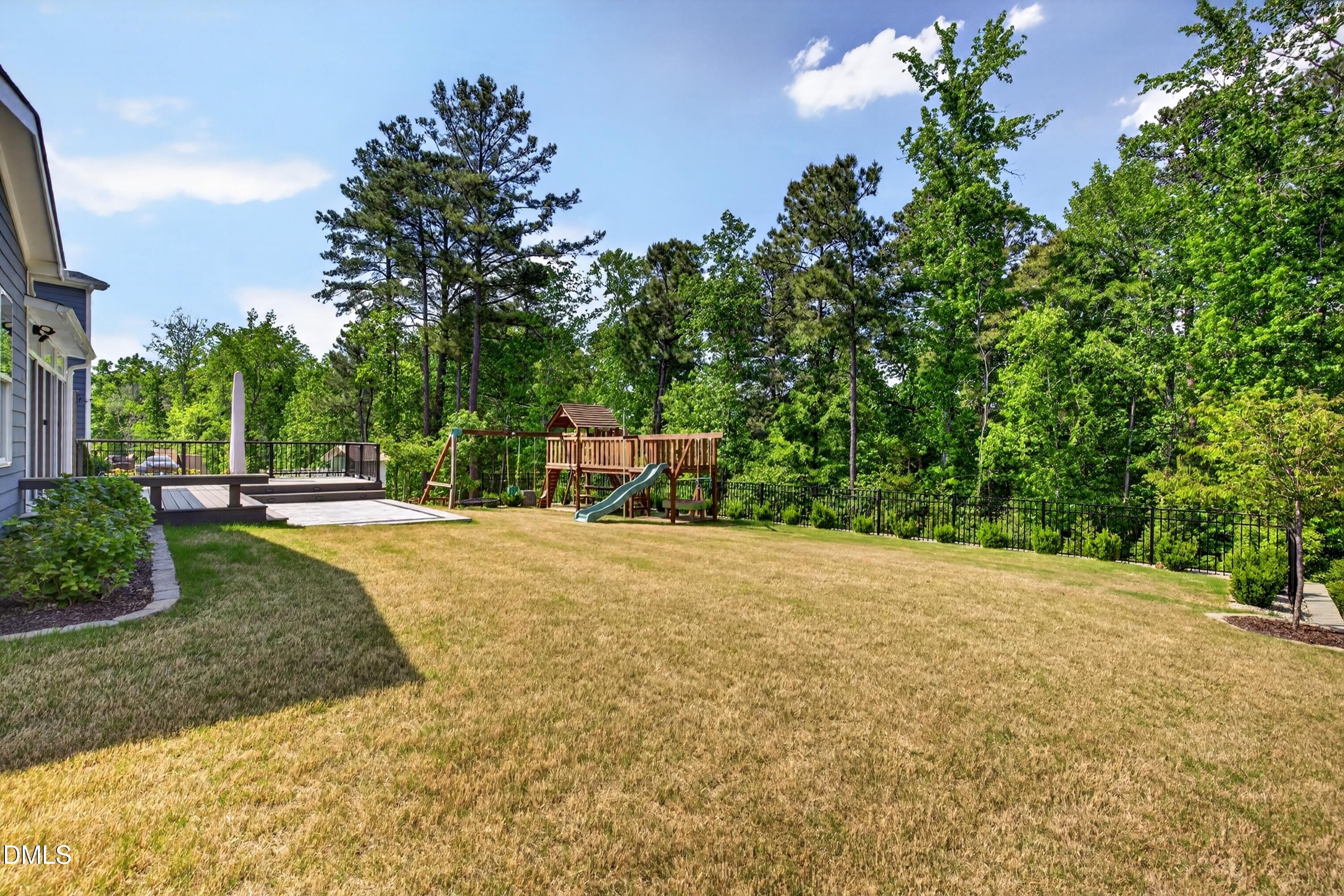 1925 Custom Lane Apex, NC 27502 - Photo 45 of 55 192.