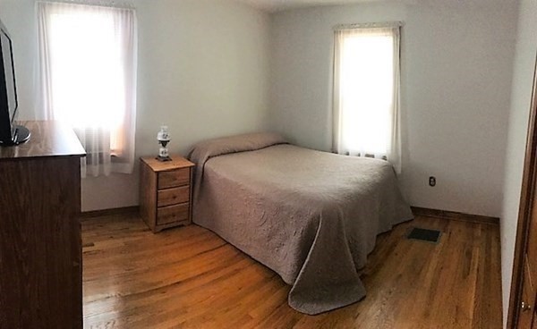 152 Podunk Road Sturbridge, MA 01566 - Photo 11 of 22 Gallery Image 11