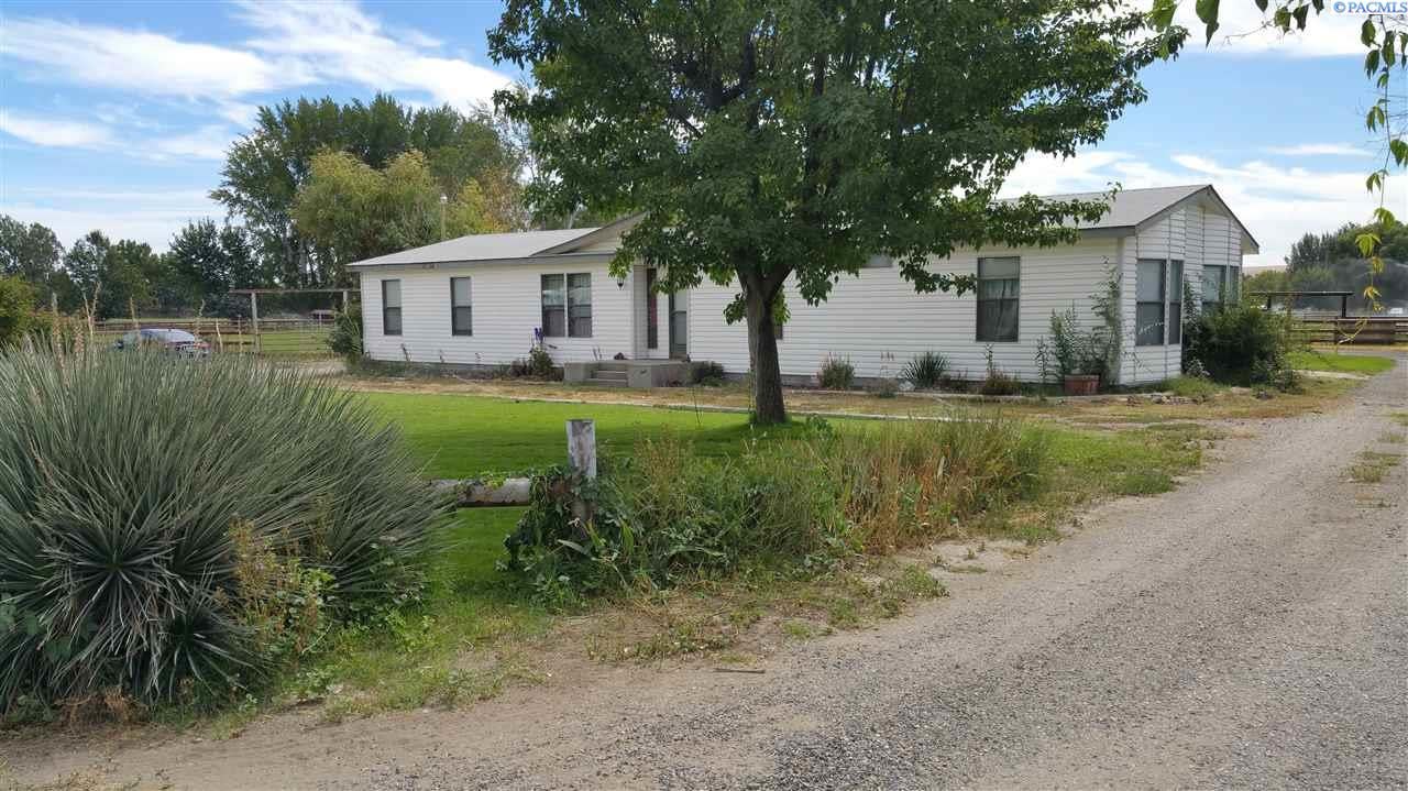 209205 East Bowles Road Kennewick, WA 99337 - Photo 1 of 1 Gallery Image 1