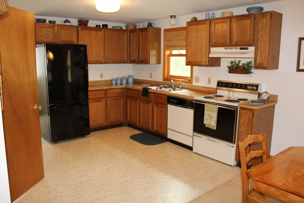 10 East Hill Road East Oakham, MA 01068 - Photo 11 of 21 Gallery Image 11