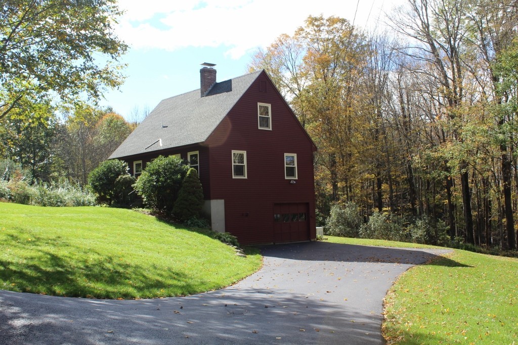 10 East Hill Road East Oakham, MA 01068 - Photo 2 of 21 Gallery Image 2
