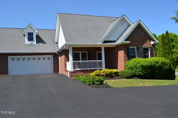 $2,500 | 20299 Millbrook Drive, Unit 7B, Abingdon, VA 24211
