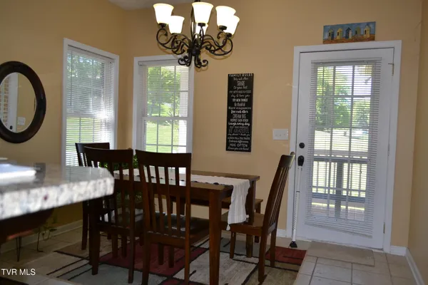 $2,500 | 20299 Millbrook Drive, Unit 7B, Abingdon, VA 24211