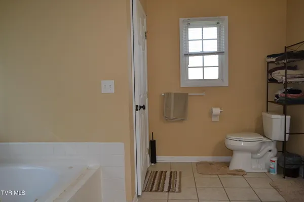 $2,500 | 20299 Millbrook Drive, Unit 7B, Abingdon, VA 24211