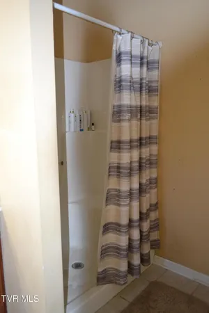 $2,500 | 20299 Millbrook Drive, Unit 7B, Abingdon, VA 24211