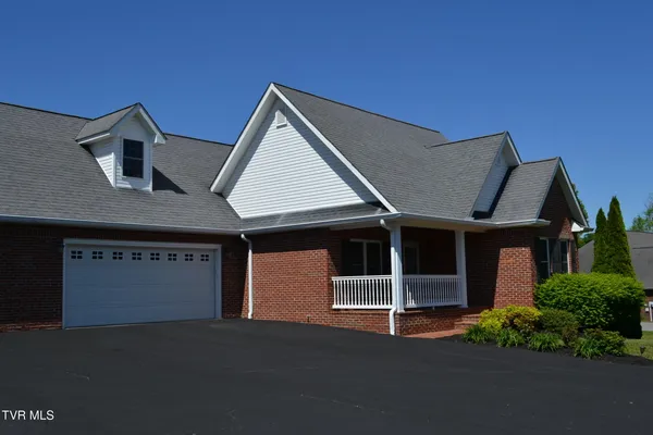 $2,500 | 20299 Millbrook Drive, Unit 7B, Abingdon, VA 24211