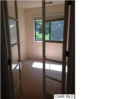 134 Turtle Creek Road, Unit 3 Charlottesville, VA 22901 - Photo 6 of 11 Gallery Image 6