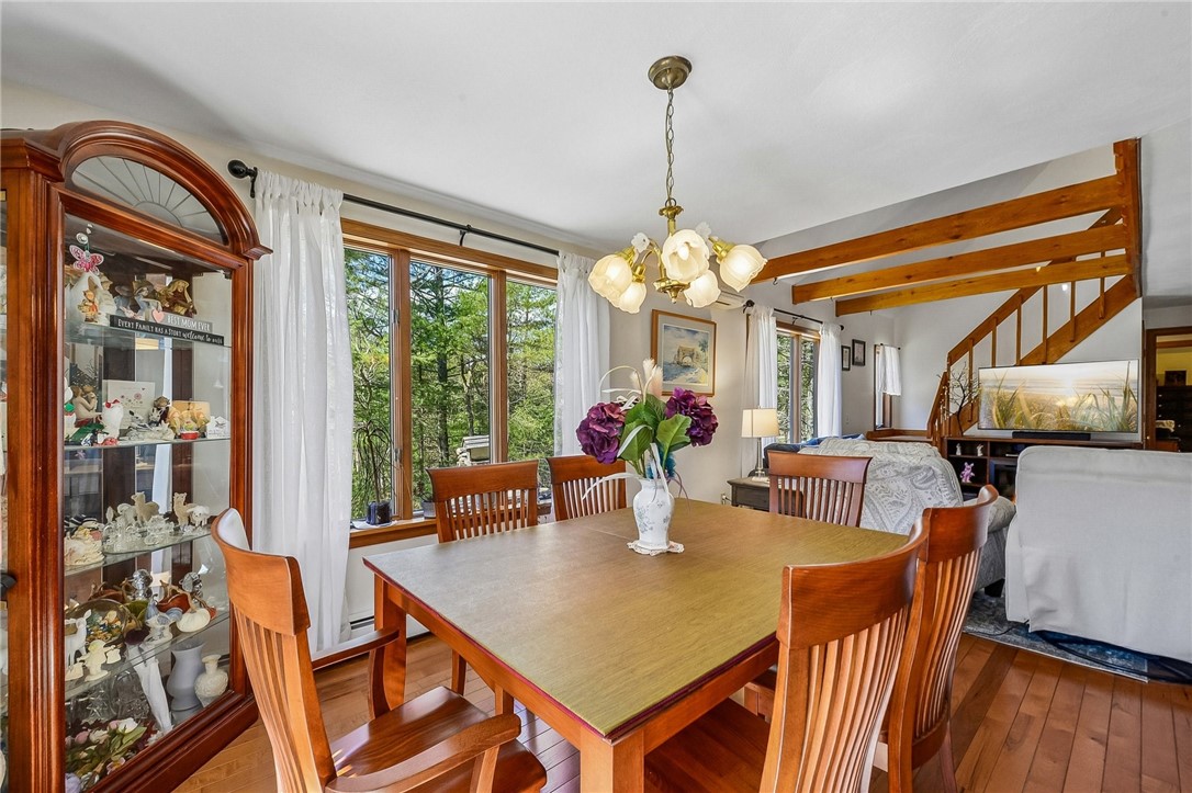 320 Shannock Road South Kingstown, RI 02879 - Photo 12 of 28