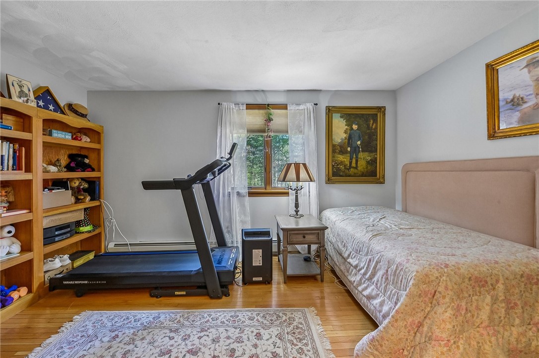 320 Shannock Road South Kingstown, RI 02879 - Photo 13 of 28