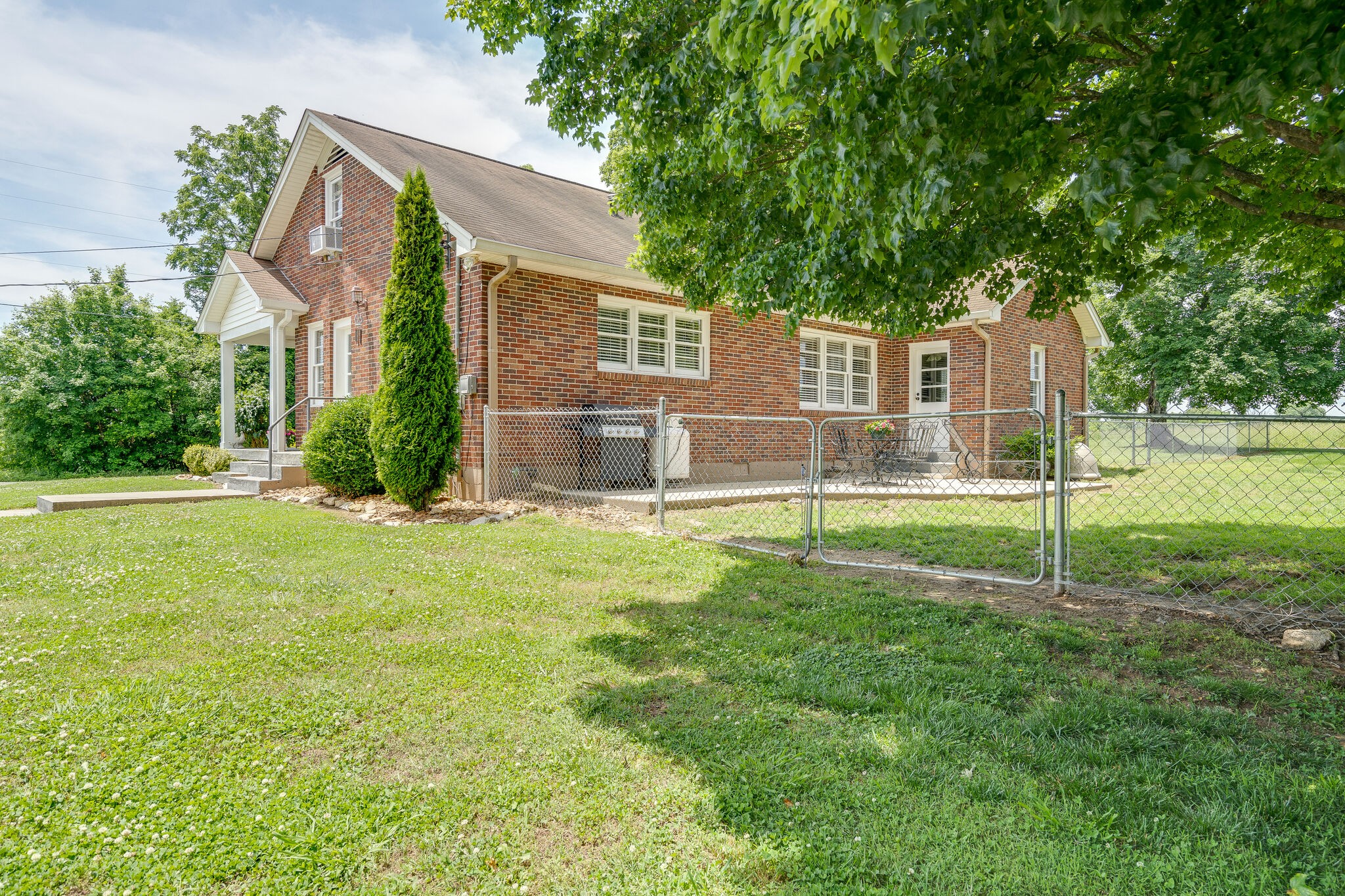 2241 Battle Creek Road Springfield, TN 37172 - Photo 30 of 32 a view of a house with a yard