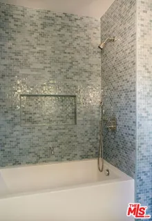 $8,995,000 | Undisclosed Address, Los Angeles, CA 90004