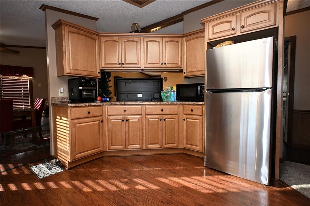 1258 Madison Drive Elizabeth, PA 15037 - Photo 5 of 32