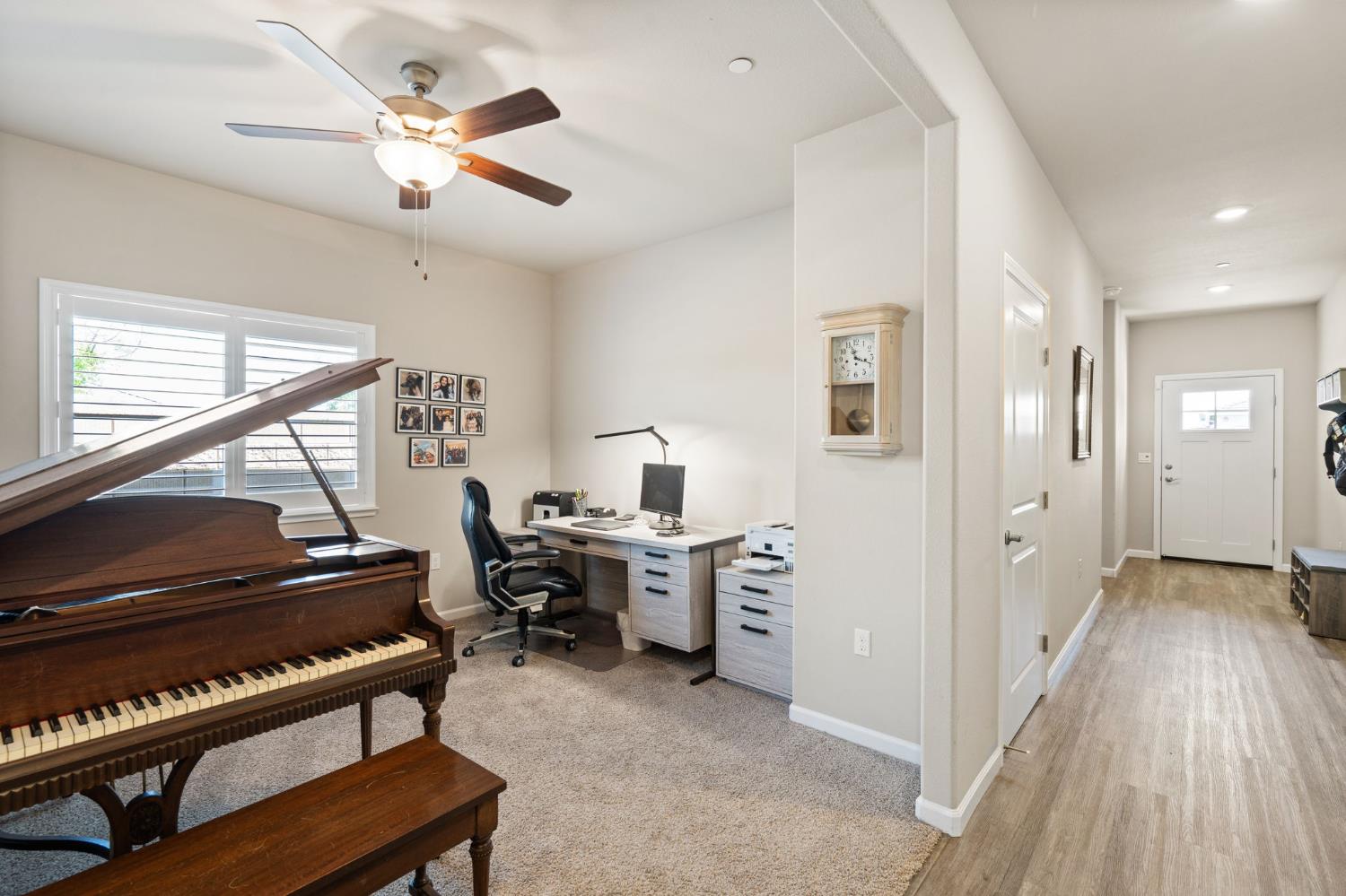 948 Hogan Road Galt, CA 95632 - Photo 4 of 20 a view of a workspace with furniture and a window