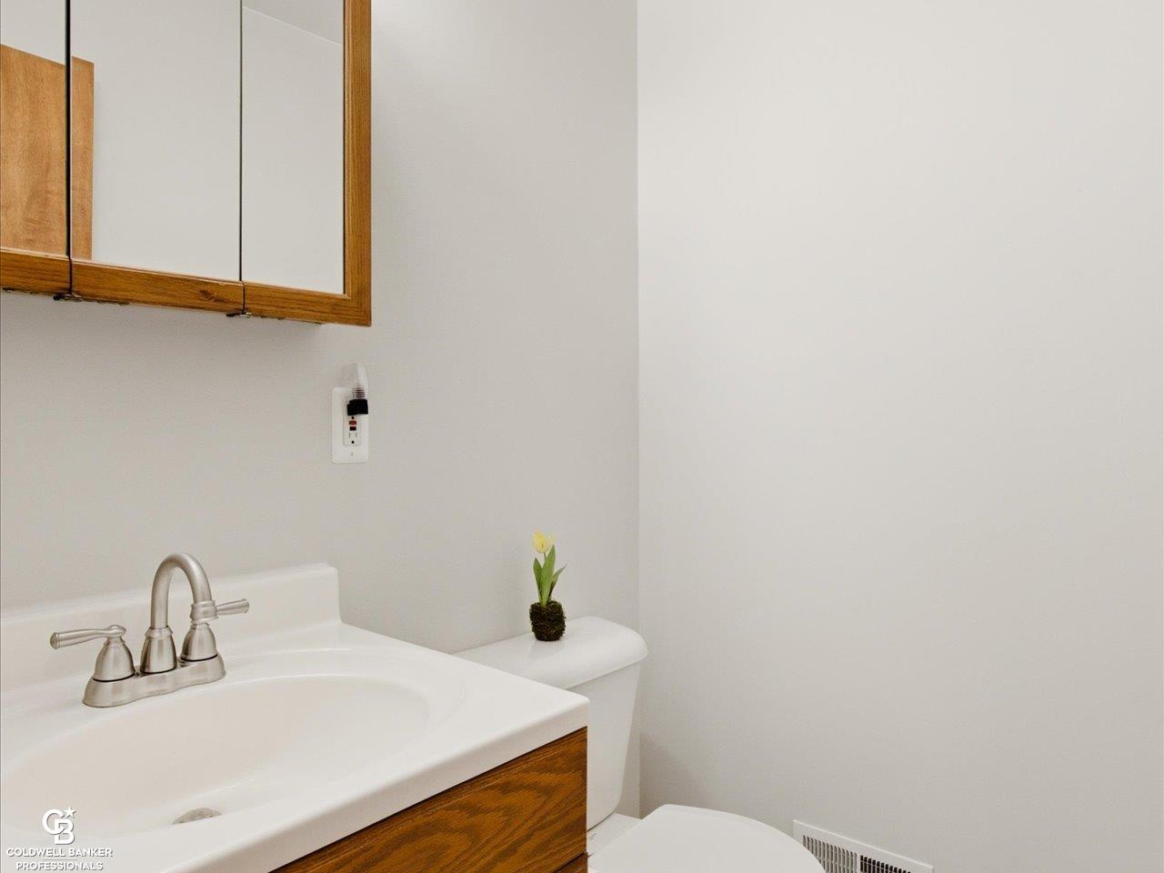 467 Dixie Boulevard Algonac, MI 48001 - Photo 15 of 25