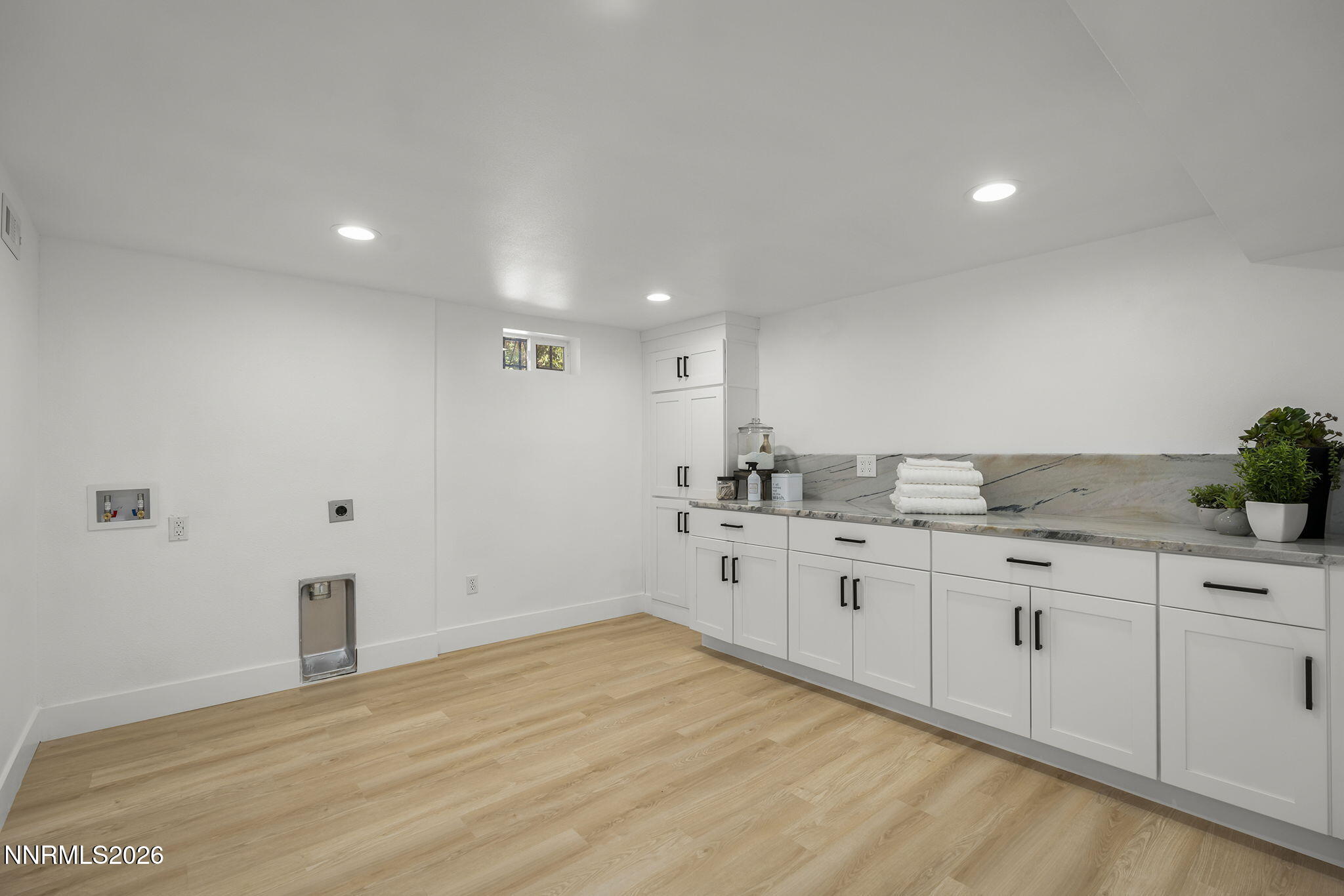 740 Manor Drive Reno, NV 89509 - Photo 25 of 62 28-web-or-mls-_DSC3372