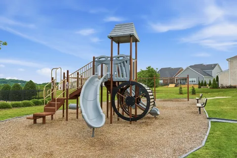 $649,000 | 167 Dayflower Drive, Hendersonville, TN 37075