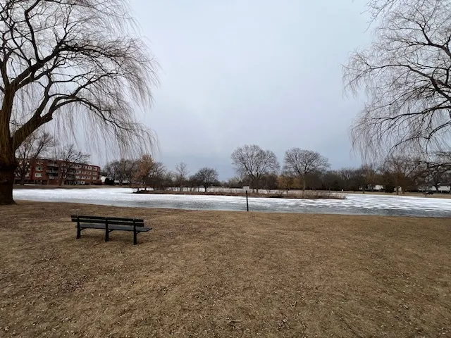 $319,000 | 2700 Bel Aire Drive, Unit 104, Arlington Heights, IL 60004