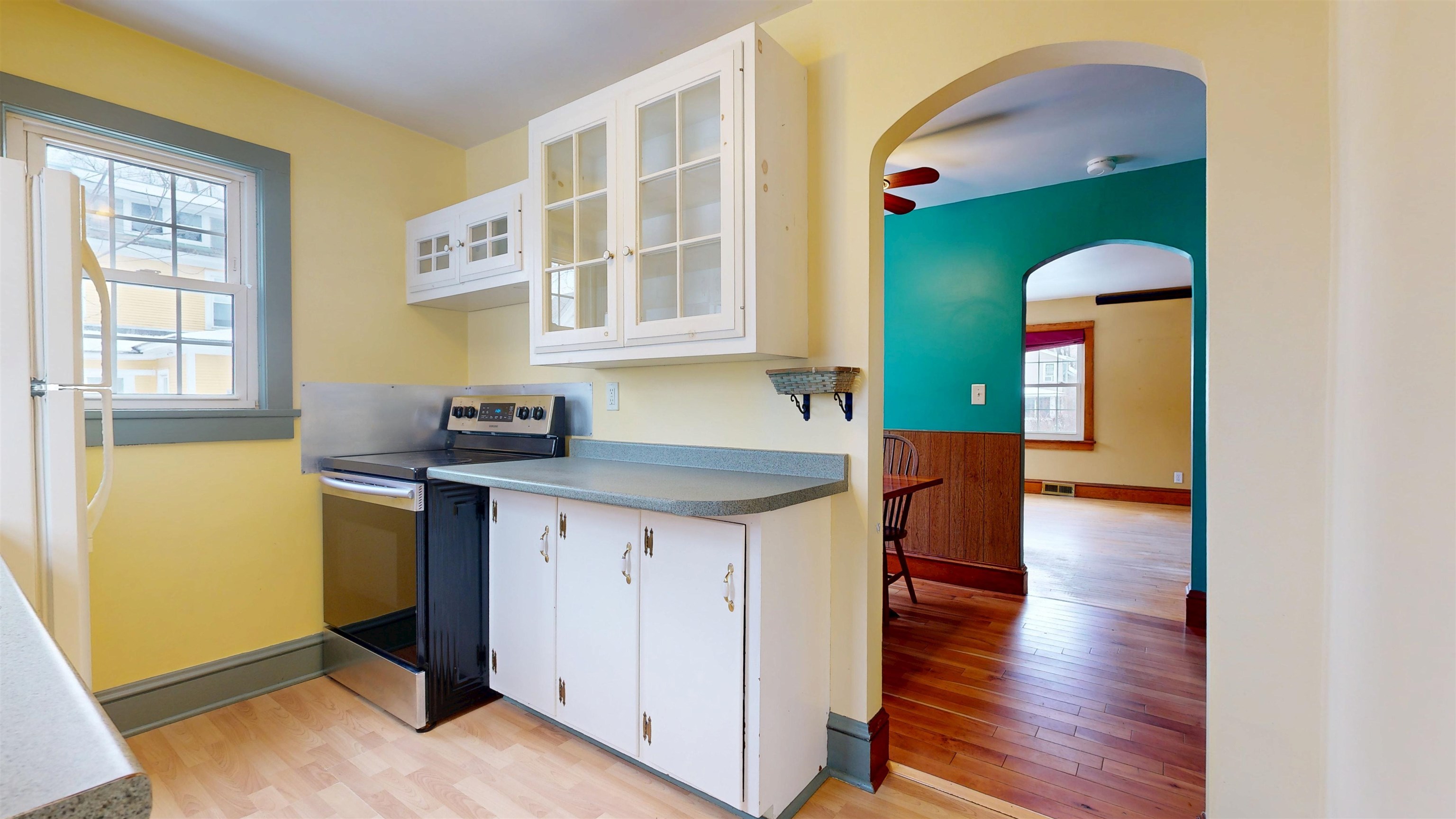 93 Russell Street Winooski, VT 05404 - Photo 5 of 20