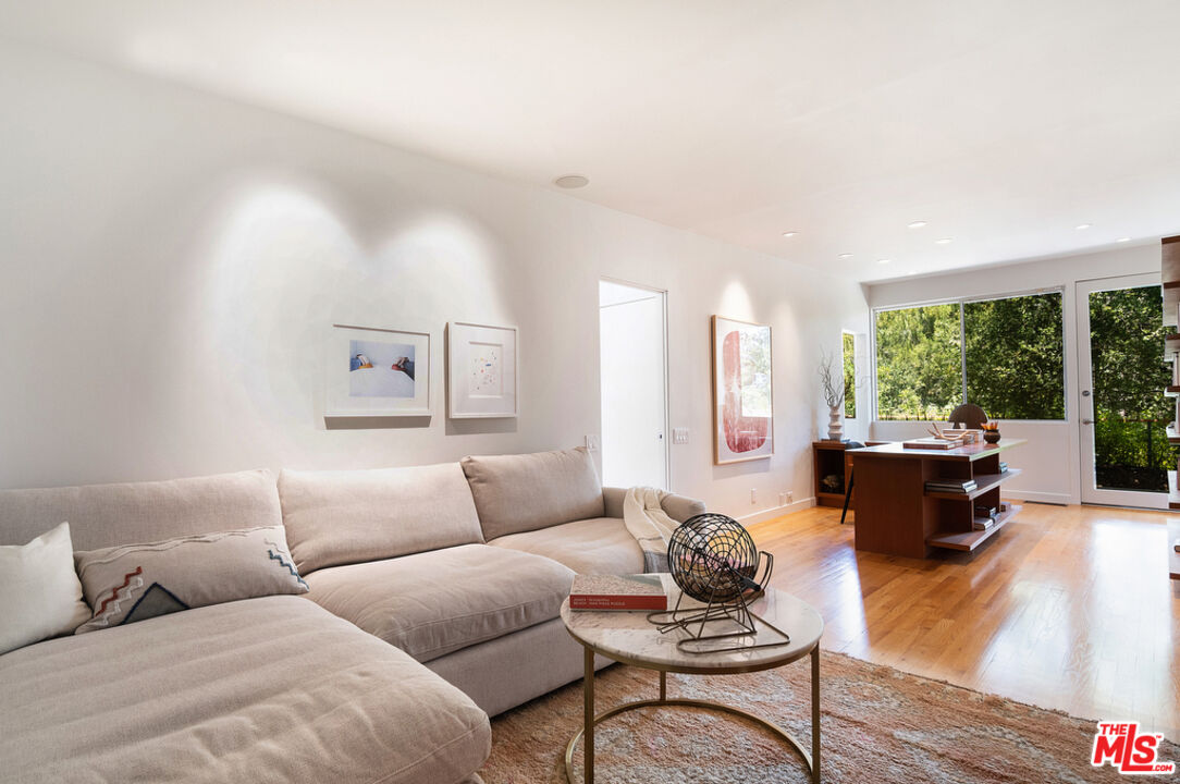 12517 Cloud Lane Los Angeles, CA 90049 - Photo 38 of 49