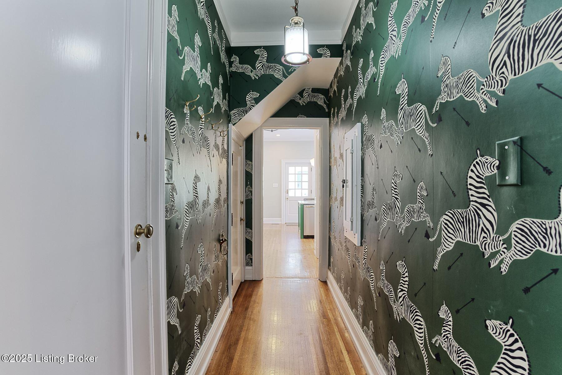 1478 Cherokee Road Louisville, KY 40204 - Photo 11 of 48 Hallway