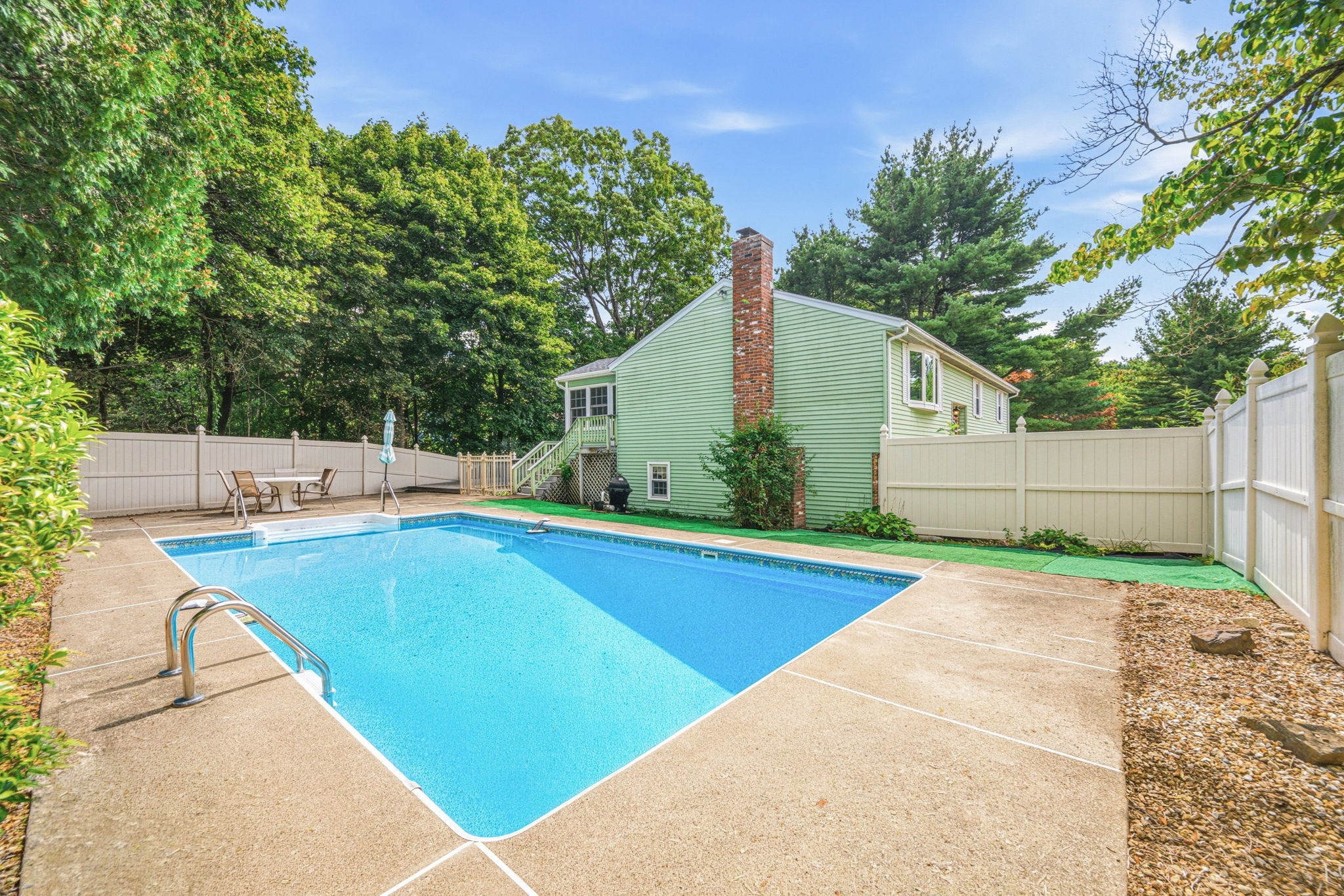 25 Oak Ridge Way Shrewsbury, MA 01545 - Photo 32 of 35 Gallery Image 32