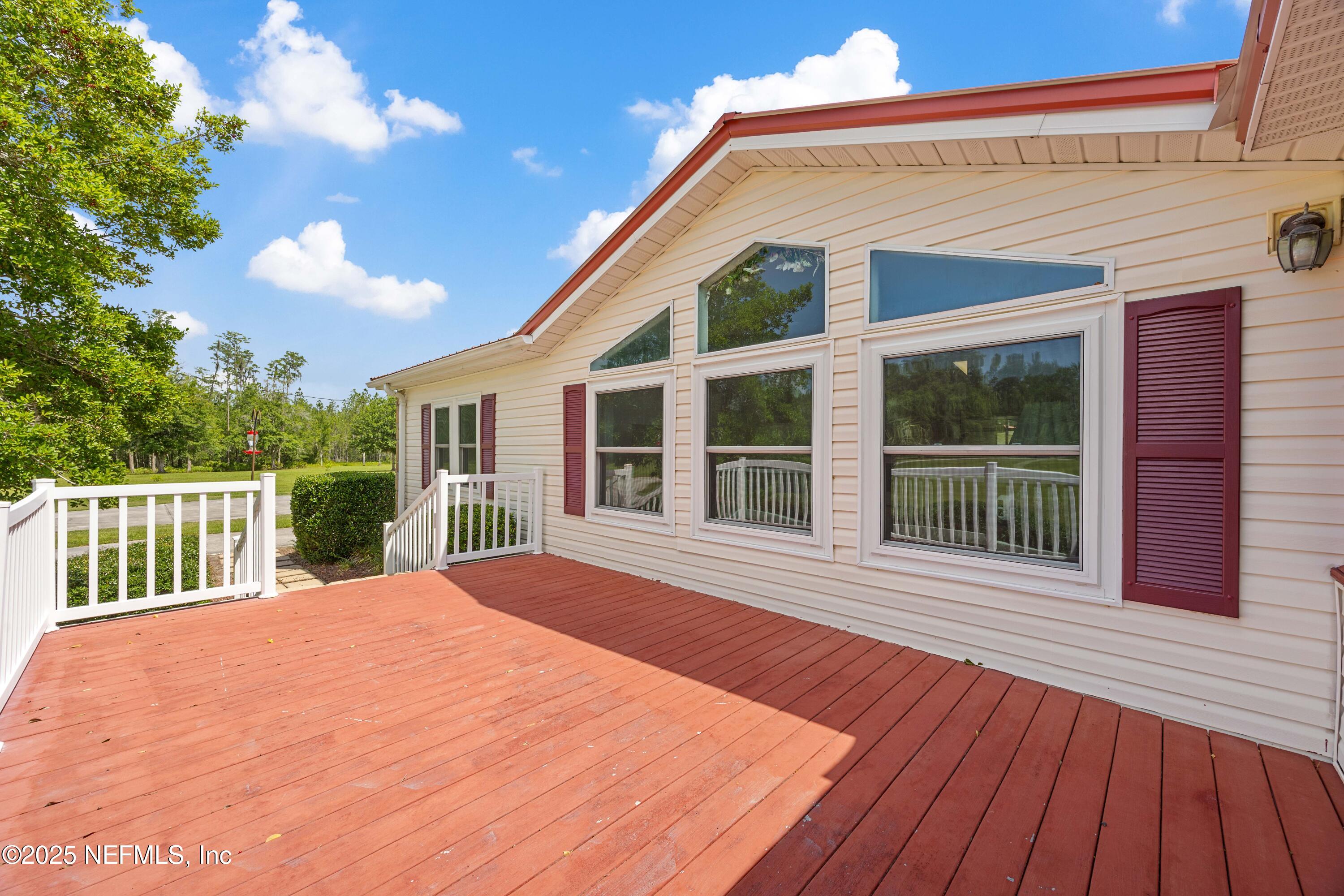 14888 Northeast 148th Path Raiford, FL 32083 - Photo 15 of 61 Front Porch