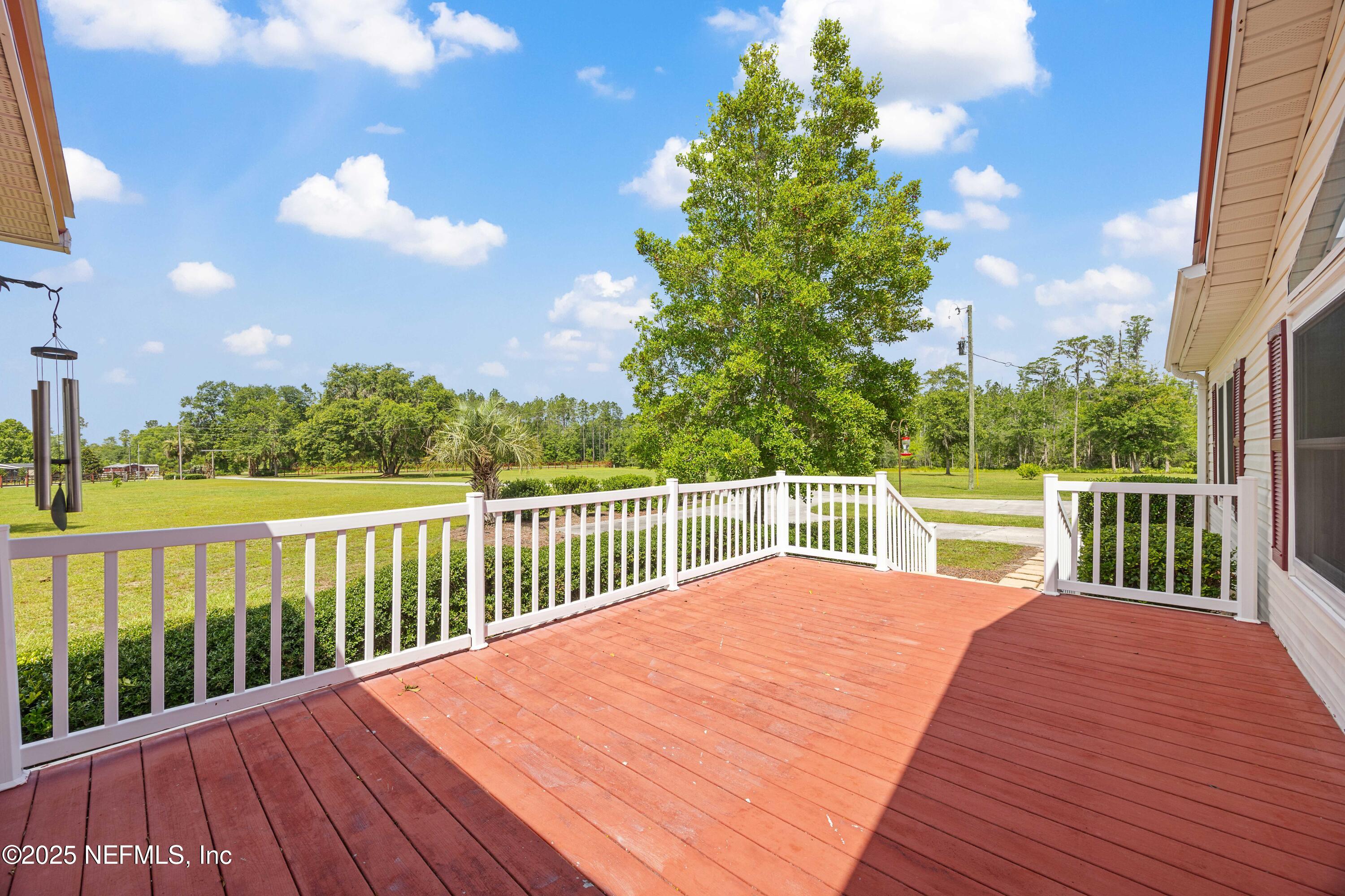 14888 Northeast 148th Path Raiford, FL 32083 - Photo 16 of 61 Front Porch