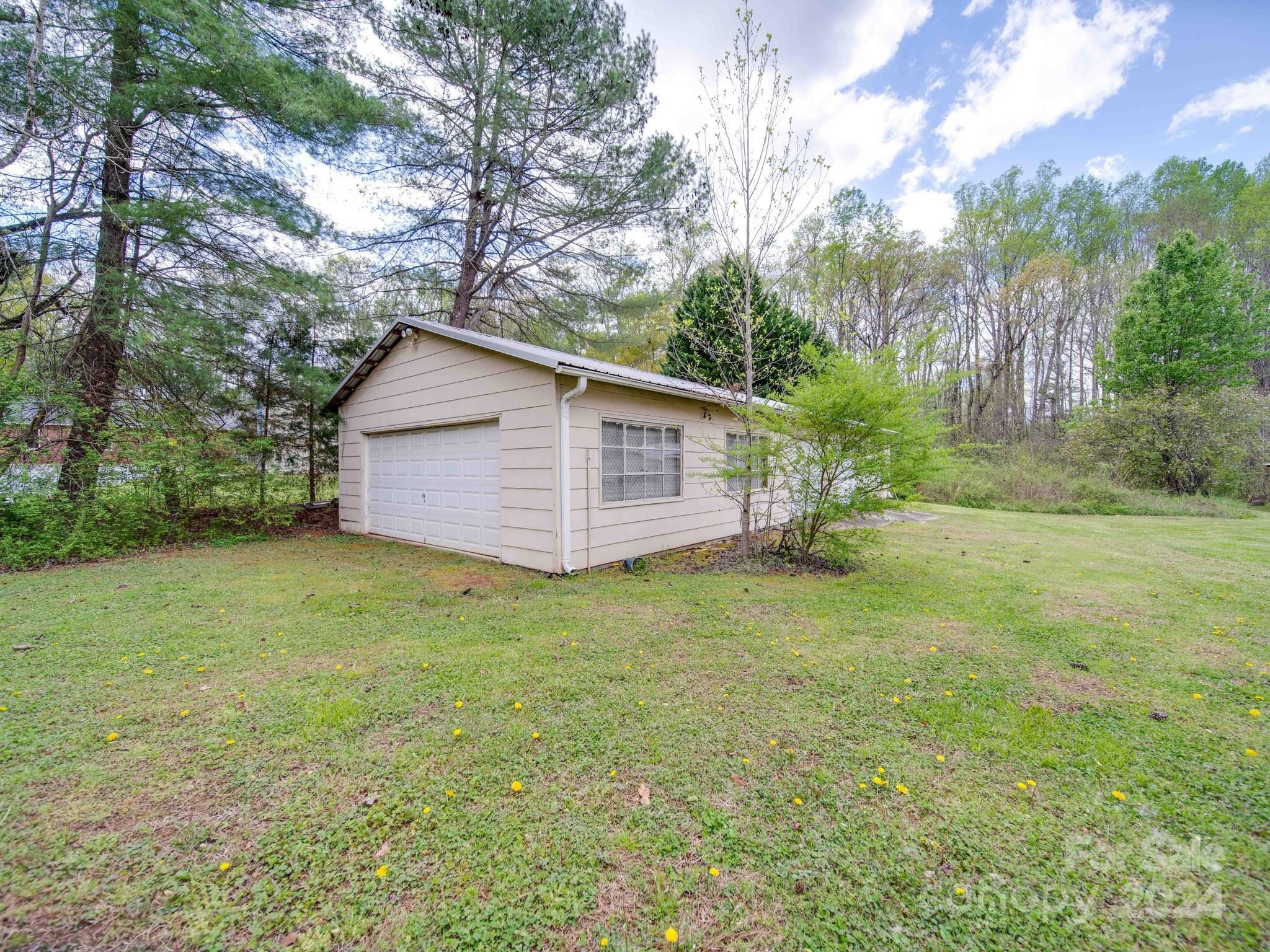 991 Riddle Mill Road Clover, SC 29710 - Photo 3 of 26 Gallery Image 3