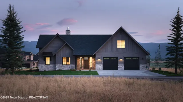 $1,549,000 | 443 Royal Elk Circle, Victor, ID 83455