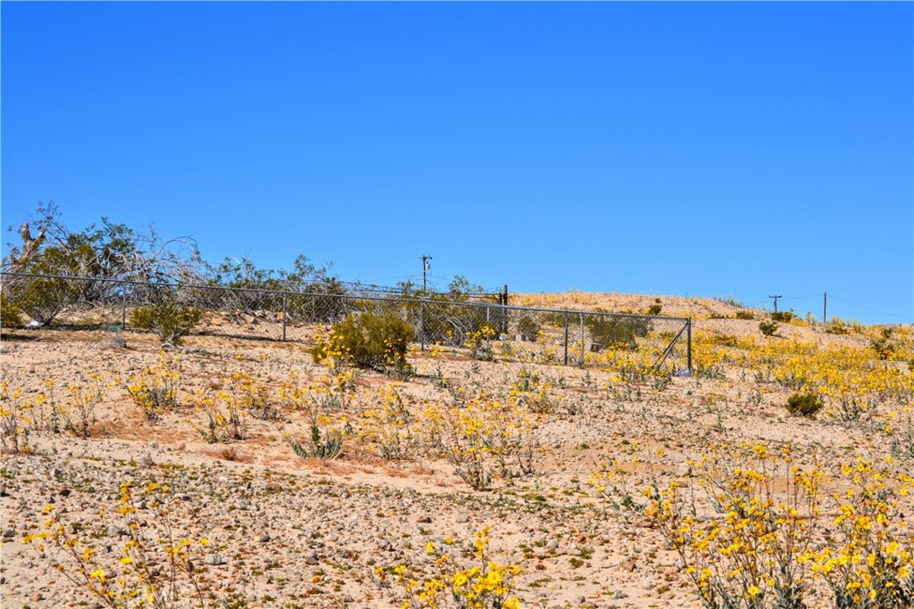 4040 Peter Rabbit Trail Twentynine Palms, CA 92277 - Photo 27 of 28