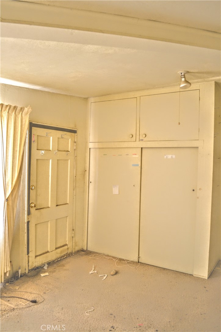 4040 Peter Rabbit Trail Twentynine Palms, CA 92277 - Photo 7 of 28 a view of an empty room