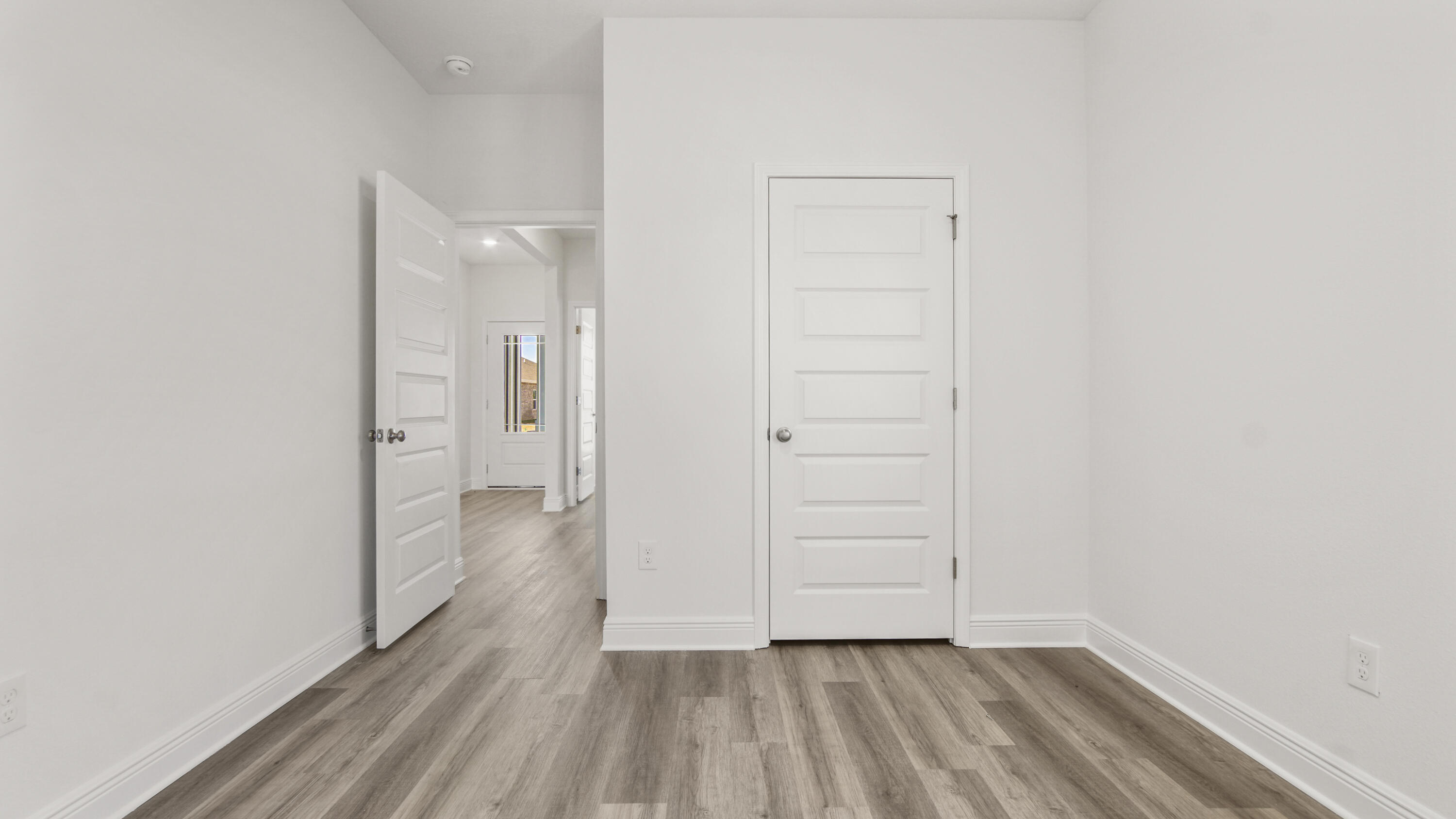 13 West W Farm Freeport, FL 32439 - Photo 10 of 38 wooden floor in a room