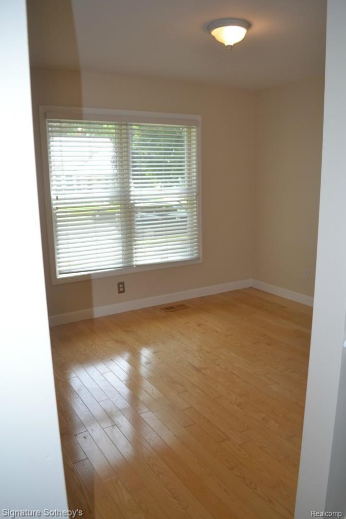3069 Wakefield Road Berkley, MI 48072 - Photo 24 of 33 DSC_0046.jpg