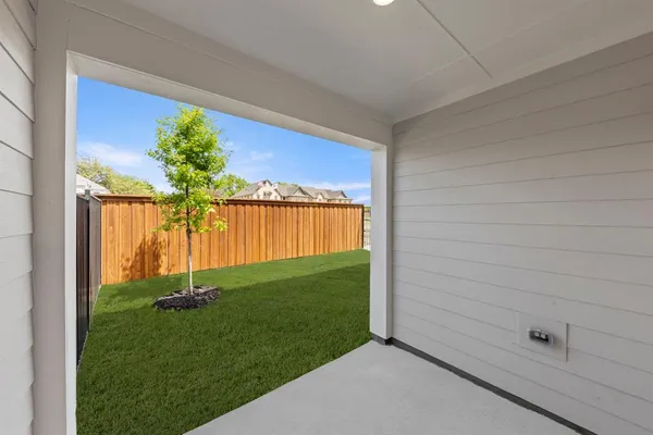 $410,000 | 6915 Mission Tejas Drive, Dallas, TX 75228