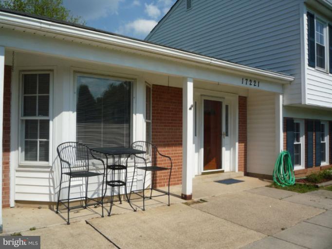 17221 Chiswell Road Poolesville, MD 20837 - Photo 17 of 23 a front view of a house with glass windows