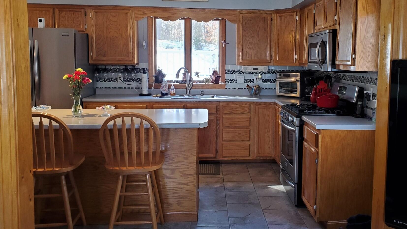 318 Barton Road Windsor, ME 04363 - Photo 11 of 47 7 (2)