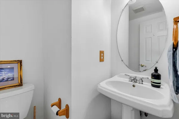 $2,690 | 15516 Three Otters Place, Manassas, VA 20112