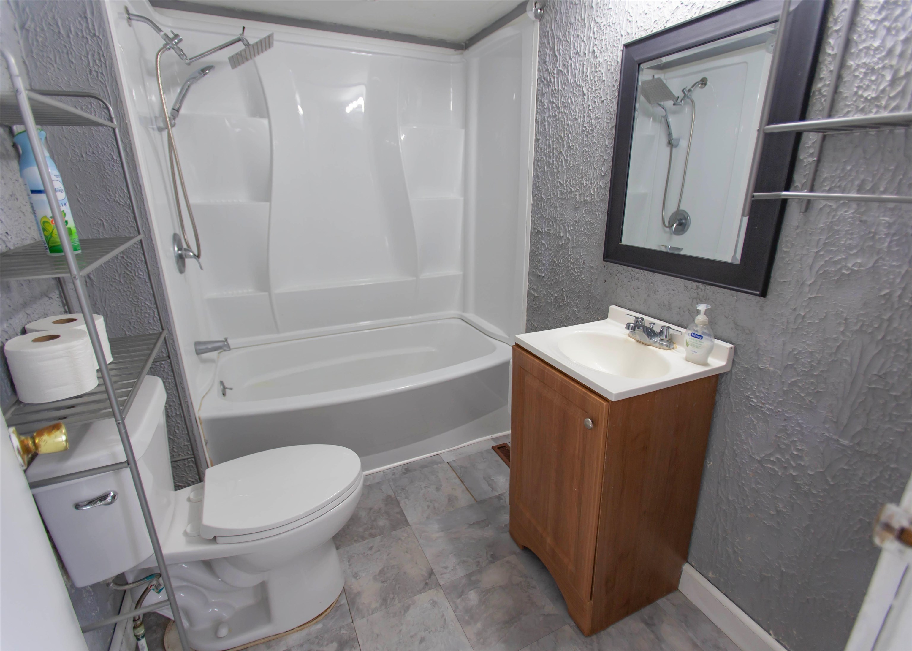 490 South Center Street Waterloo, IN 46793 - Photo 23 of 36 Gallery Image 23