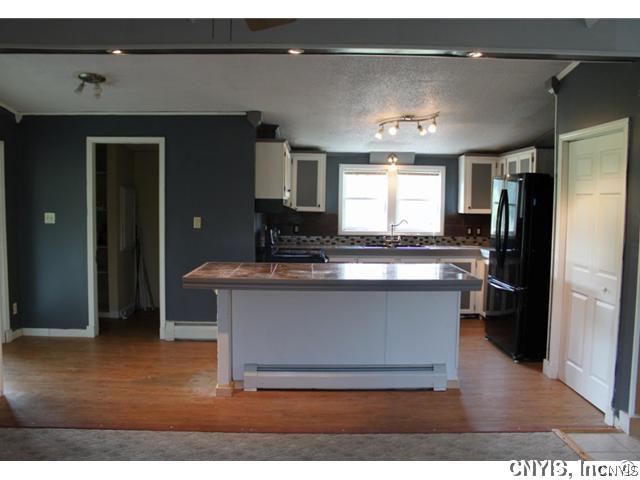 21831 Knowlesville Road Pamelia, NY 13601 - Photo 10 of 25 Kitchen