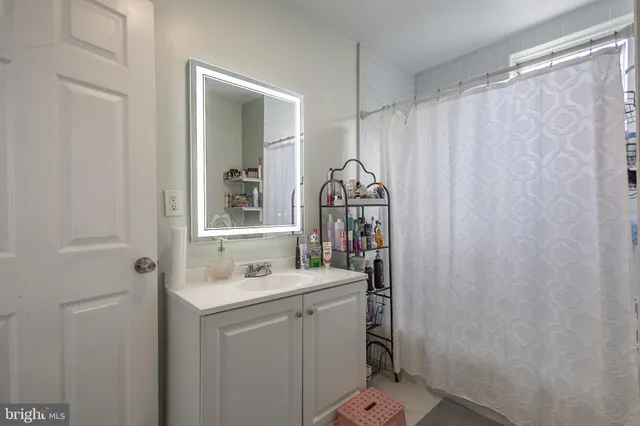 $324,900 | 924 West Evesham Road, Glendora, NJ 08029