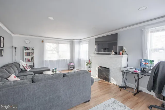 $324,900 | 924 West Evesham Road, Glendora, NJ 08029