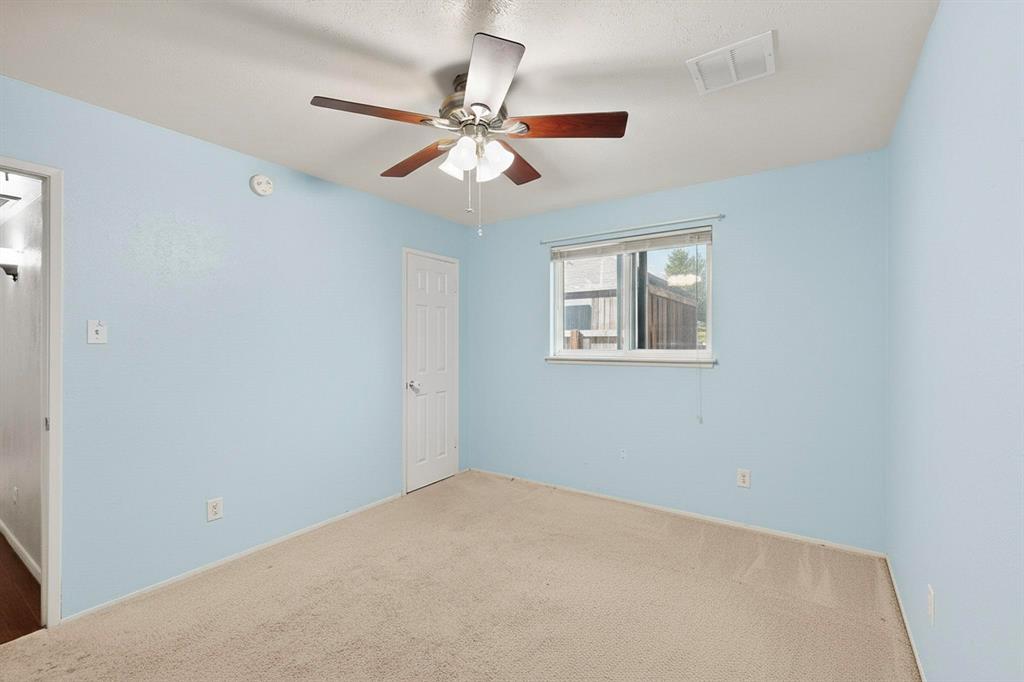 913 Overdowns Drive Plano, TX 75023 - Photo 27 of 35 a view of an empty room with a window