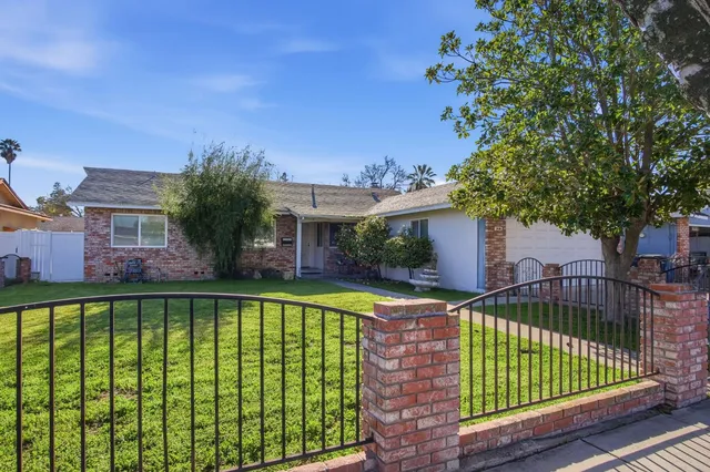 $460,000 | 1436 Montclair Drive, Modesto, CA 95350