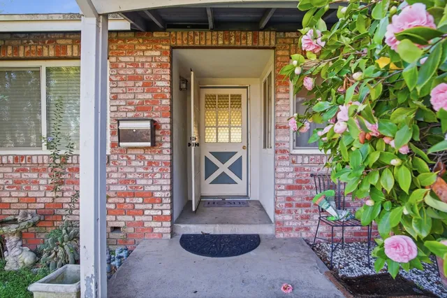 $460,000 | 1436 Montclair Drive, Modesto, CA 95350