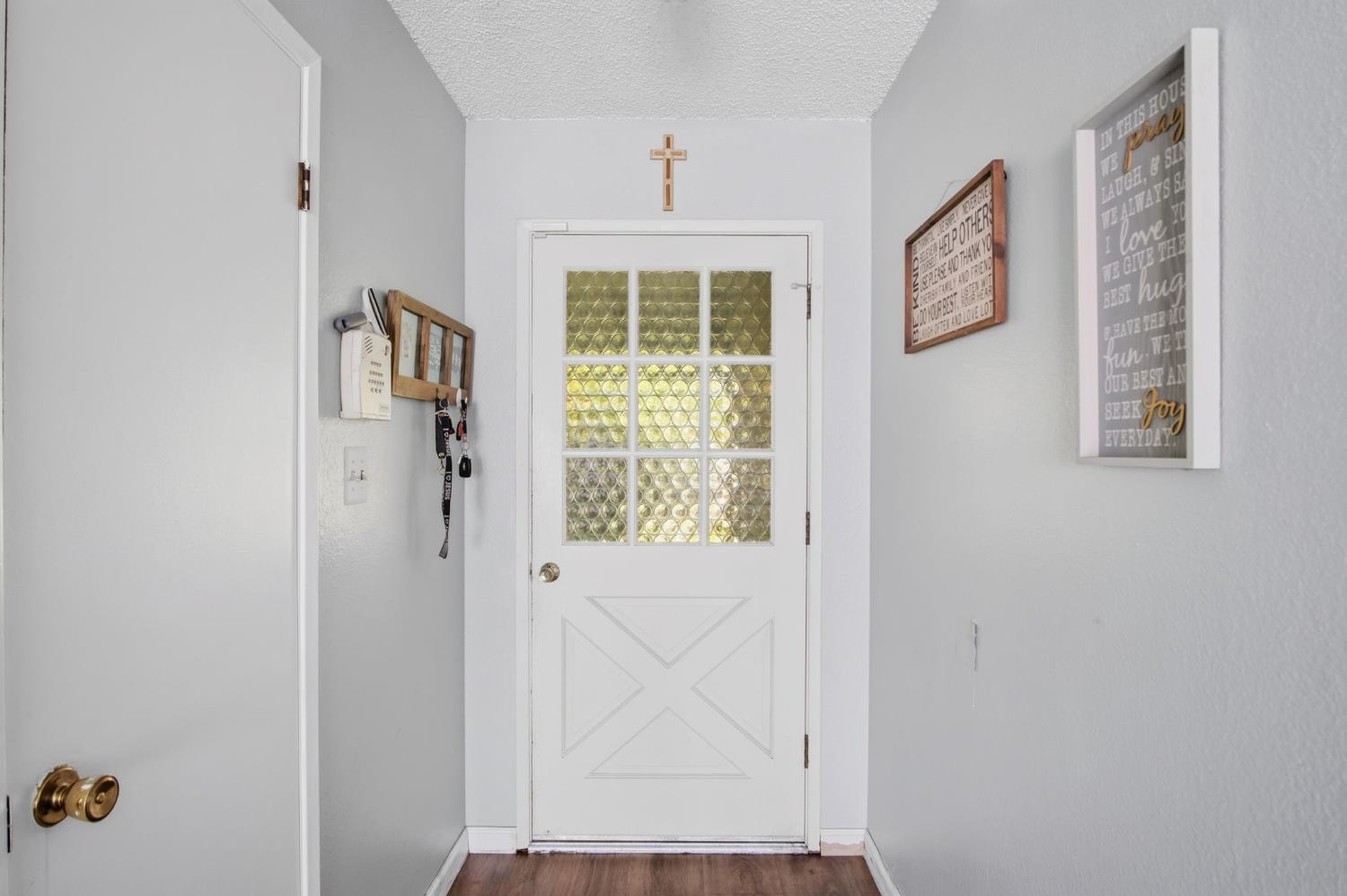 1436 Montclair Drive Modesto, CA 95350 - Photo 4 of 24 a view of an entryway door