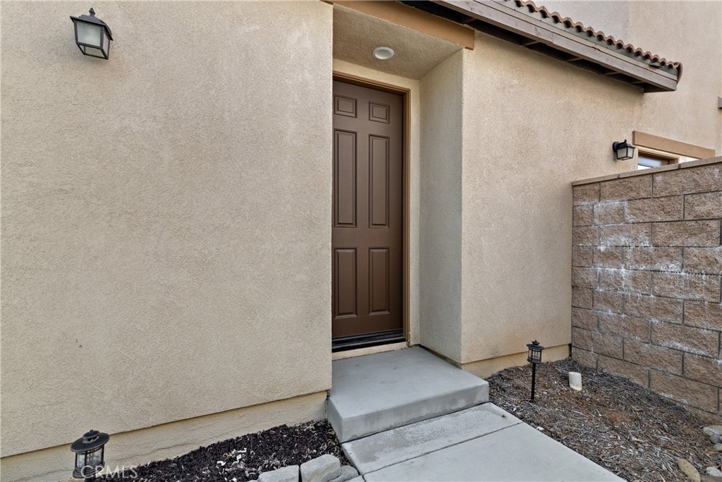 28341 Heather Grn Way Menifee, CA 92584 - Photo 12 of 44 Private entrance to the Casita