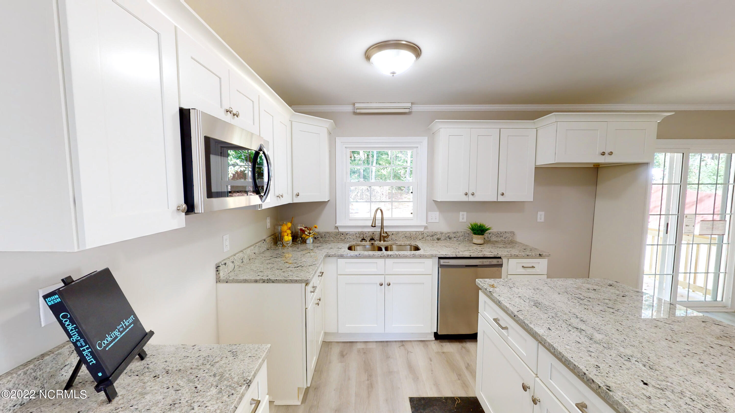 1509 Cranston Road Garner, NC 27529 - Photo 2 of 33 C b Kitchen