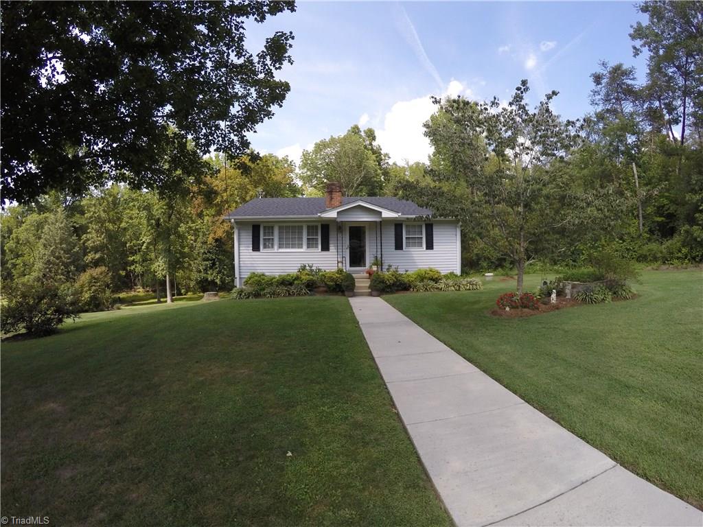 5824 Drake Road Greensboro, NC 27406 - Photo 1 of 28 Gallery Image 1
