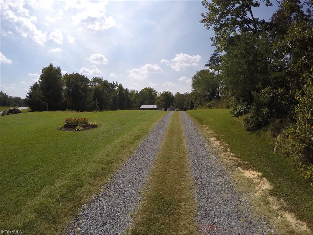 5824 Drake Road Greensboro, NC 27406 - Photo 15 of 28 Gallery Image 15