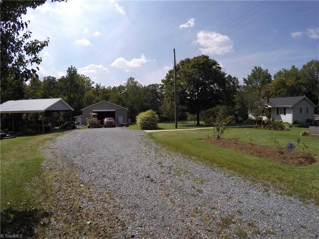 5824 Drake Road Greensboro, NC 27406 - Photo 17 of 28 Gallery Image 17